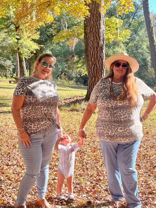 Plus Size Animal Print Crew Neck Short Sleeve Top