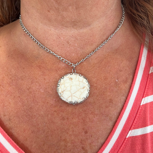 Silver Ivory round pendant necklace