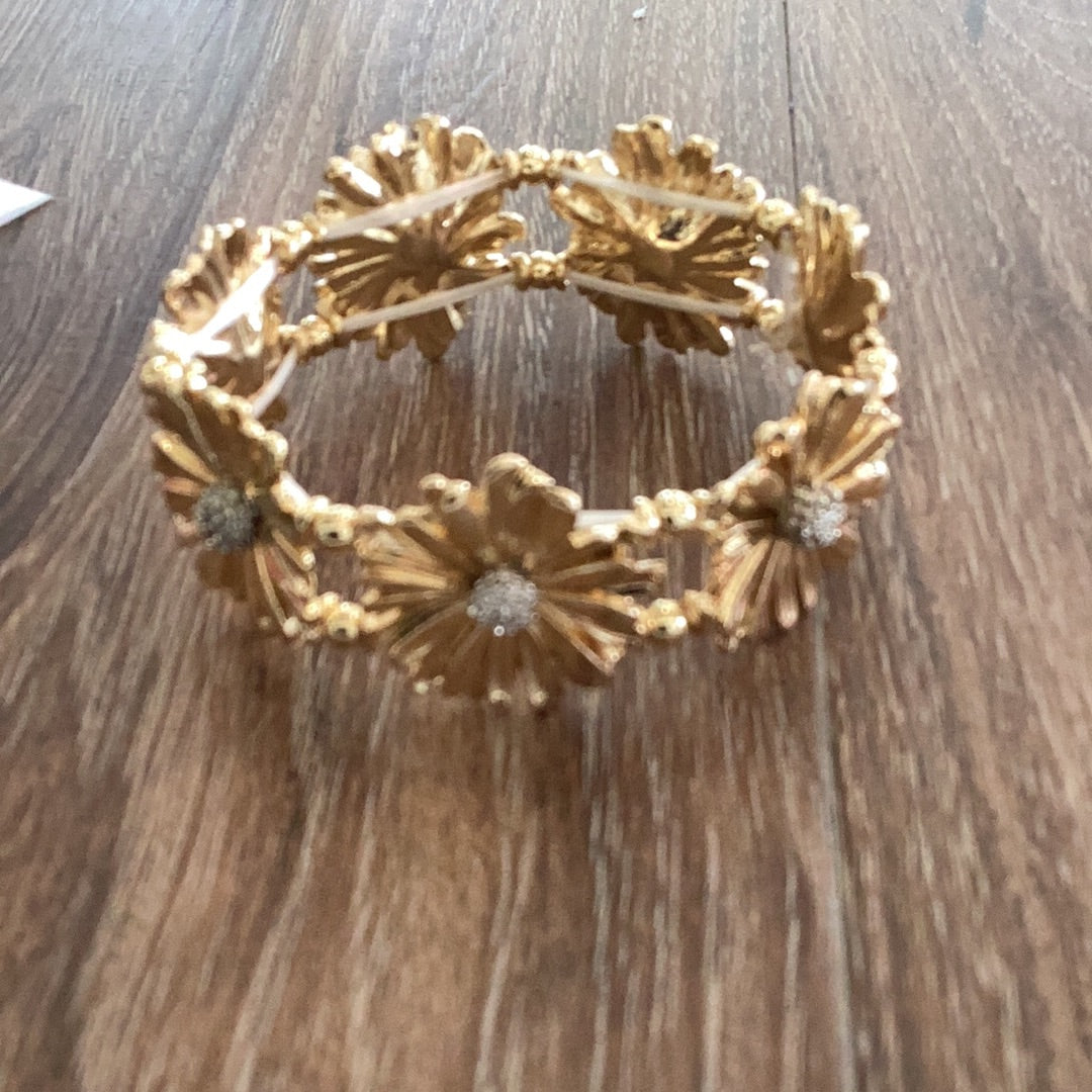 Gold plated and Rhodium multi daisy baracelet 