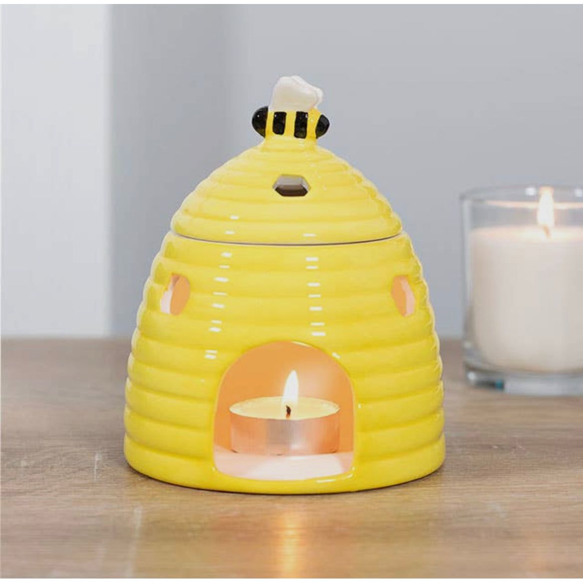 Yellow Beehive Oil & Wax Warmer.  Something Different Wholesale