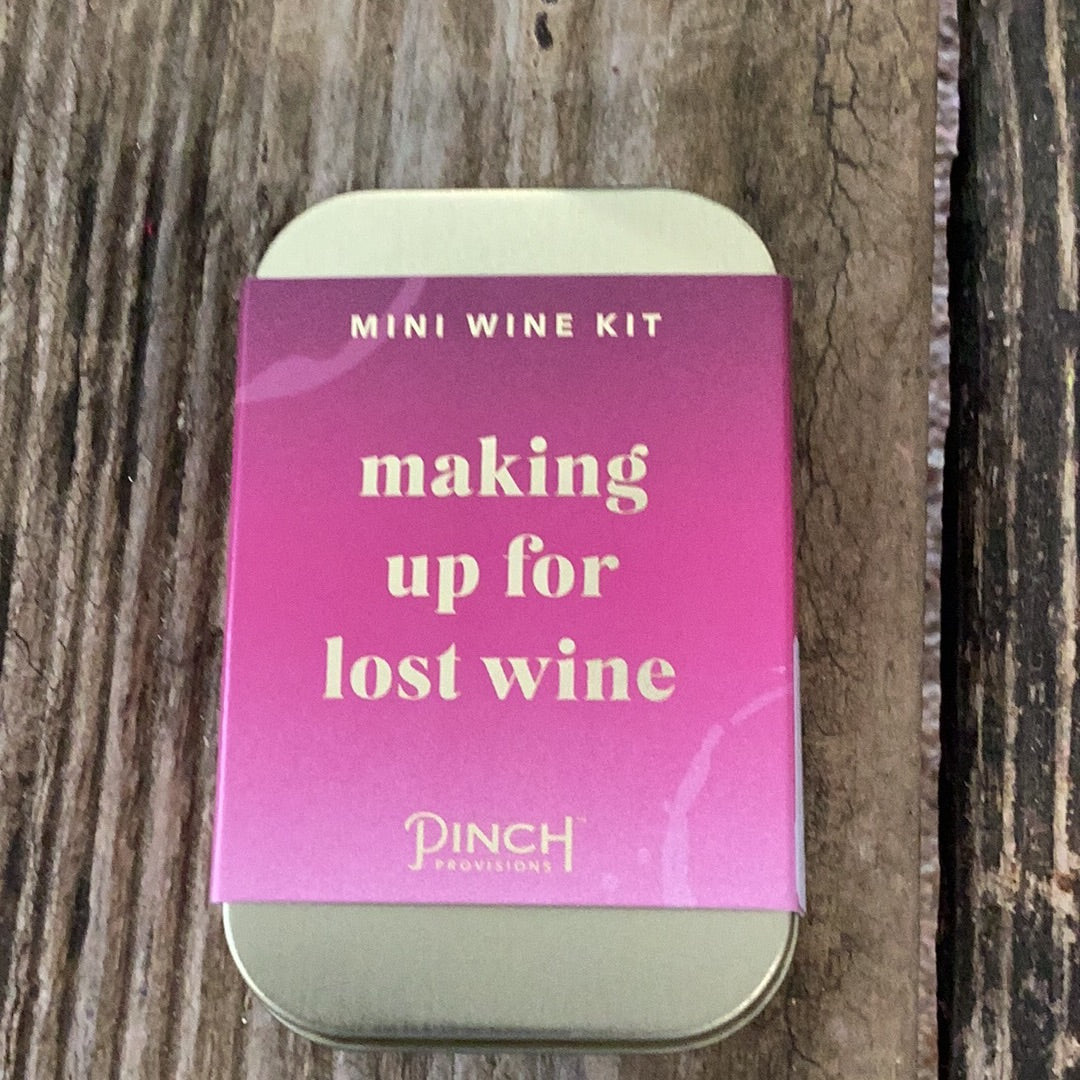 Pinch Provisions Mini wine kit has all the essentials that you need for an enjoyable evening. Kit includes wine stain remover, pain reliever tablets, electrolyte tablets, wine removing towelettes and more.